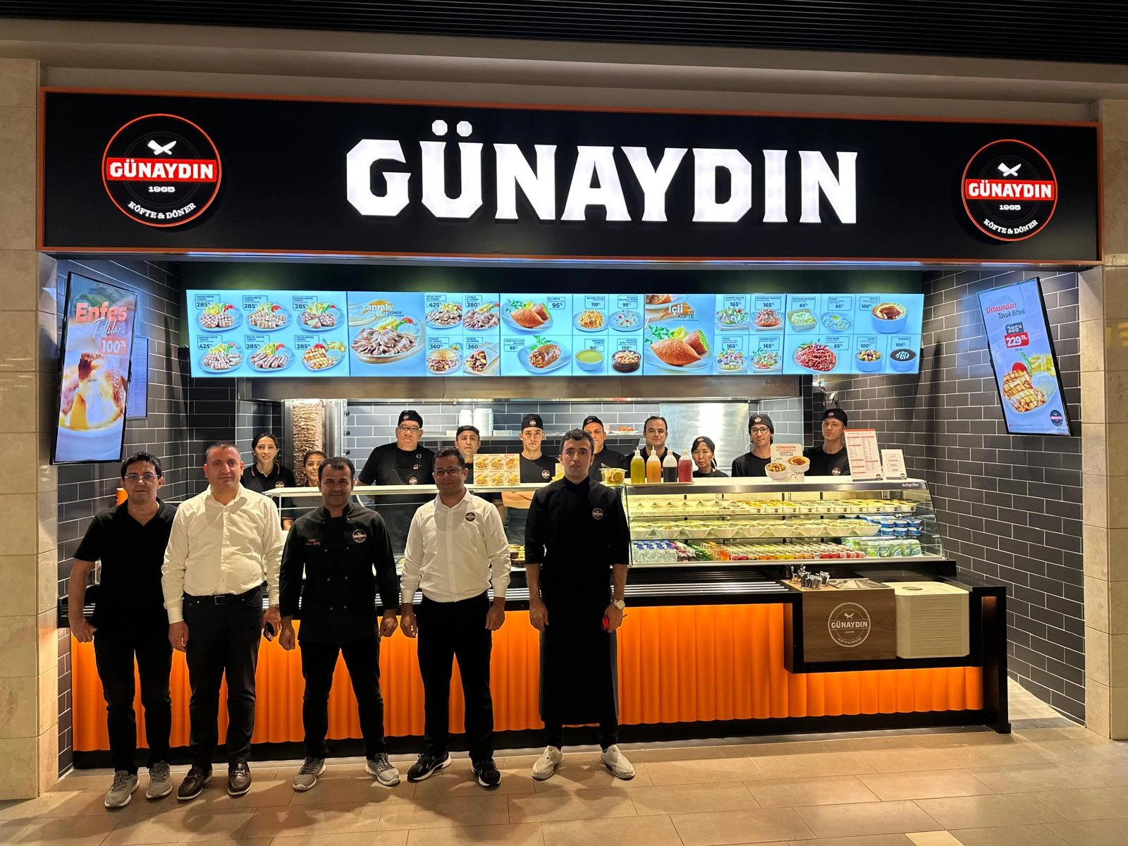 WE CONTINUE OUR JOURNEY OF FLAVOR AT ANTALYA TERRACITY MALL!
