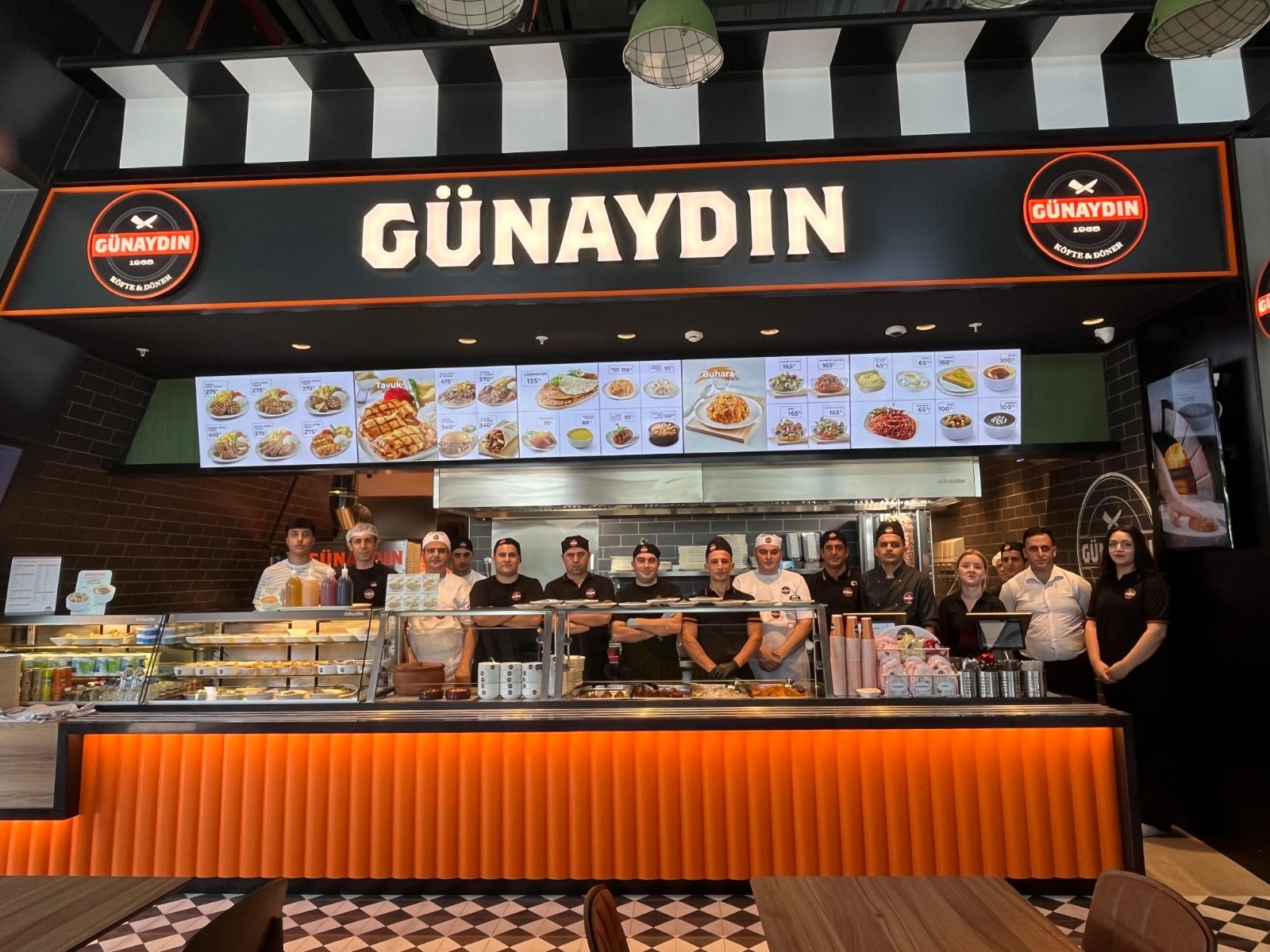 WE’VE ARRIVED AT MEYDAN ISTANBUL MALL!